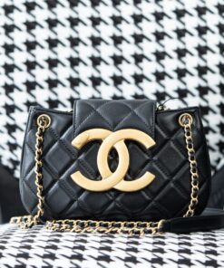 CHANEL 24C - BLACK - LAMBSKIN - GOLD