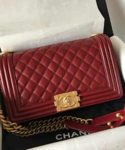 CHANEL BOY - MEDIUM - RED - CAVIAR - GOLD