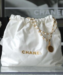 CHANEL 22 - MEDIUM - WHITE - SHINY CALFSKIN - GOLD