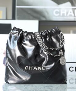 CHANEL 22 - SMALL - 22B - BLACK- SHINY CALFSKIN - SILVER