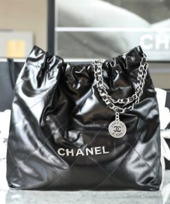 CHANEL 22 - MEDIUM - BLACK - SHINY CALFSKIN - SILVER