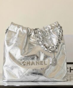 CHANEL 22 - SMALL - 25C - SILVER METAL - LAMBSKIN -SILVER