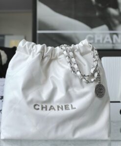 CHANEL 22 - SMALL - WHITE - SHINY CALFSKIN - SILVER