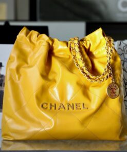 CHANEL 22 - SMALL - YELLOW - SHINY CALFSKIN - GOLD