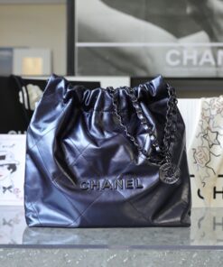 CHANEL 22 - SMALL - NAVY BLUE - SHINY CALFSKIN - SO BLACK