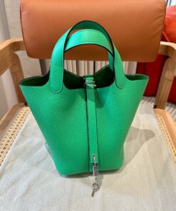 HERMES PICOTIN – 18 – VERT COMICS – CLEMENCE – PHW