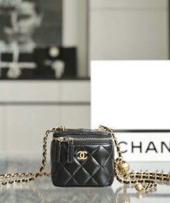 CHANEL VANITY WITH CHAIN - MINI - BLACK - LAMBSKIN - GOLD