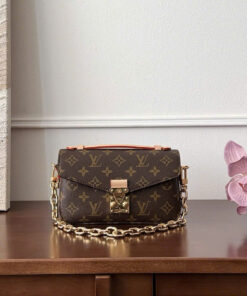 LV POCHETTE MÉTIS EAST WEST - BROWN - MONOGRAM CANVAS - GOLD