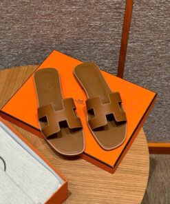 HERMES ORAN SANDALS - GOLD - EPSOM