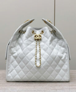 CHANEL 25 – MEDIUM – WHITE – CAVIAR – GOLD