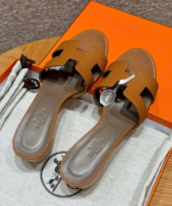 HERMES OASIS SANDAL – NOIR – EPSOM