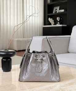 CHANEL 25 – SMALL – SILVERY – METALLIC GRAINED CALFSKIN – SILVER