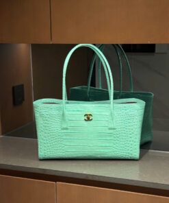 CHANEL 26S SHOPPING BAG - SMALL - GREEN - CROCODILE EMBOSSED CALFSKIN - GOLD