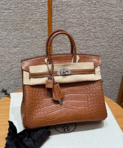 HERMES BIRKIN – 25 – GOLD – ALLIGATOR – PHW