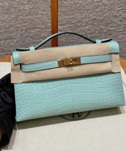 HERMES KELLY POCHETTE – GIRS NEVE  – ALLIGATOR – GHW