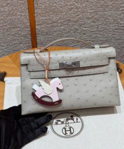 HERMES KELLY POCHETTE – GIRS PERLE  – OSTRICH – PHW