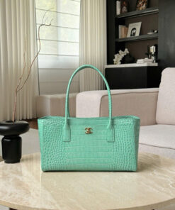 CHANEL 26S SHOPPING BAG - SMALL - GREEN - CROCODILE EMBOSSED CALFSKIN - GOLD
