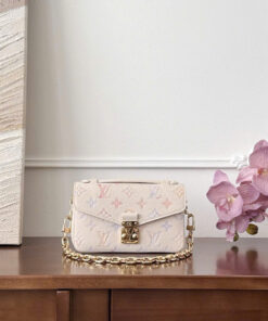 LV POCHETTE MÉTIS EAST WEST – DREAM CREAM – MONOGRAM EMPREINTE – GOLD CHAMPAGNE