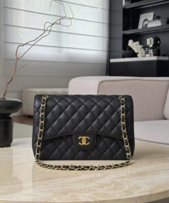 CHANEL CLASSIC – 30 – BLACK – CAVIAR – GOLD