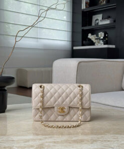 CHANEL CLASSIC – 23 – MILK TEA – CAVIAR – GOLD