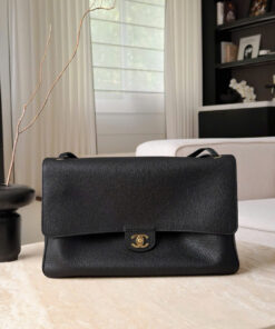 CHANEL MAXI FLAP BAG - LARGE - BLACK - GRAINED CALFSKIN - GOLD
