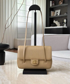 CHANEL 26P PREPPY COCO – SMALL – DARK BEIGE – GRAINED SHINY CALFSKIN – GOLD