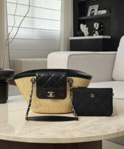 CHANEL SHOPPING TOTE – MEDIUM – BEIGE & BLACK – BRAIDED STRAW & LAMBSKIN – GOLD CHAMPAGNE
