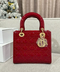 DIOR LADY – MEDIUM – CHERRY RED – PATENT CANNAGE CALFSKIN – GOLD