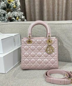 DIOR LADY – MEDIUM – PEARLESCENT – LAMBSKIN – GOLD