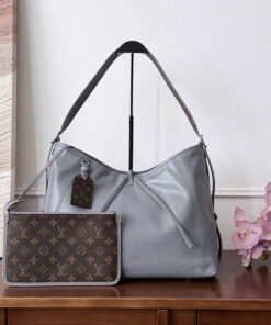 LV CARRYALL VIBE – MM – GRIS TRIANON – LAMBSKIN – SILVER