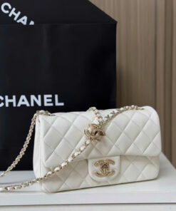 CHANEL FLAP BAG – SMALL – WHITE – LAMBSKIN – GOLD