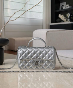 CHANEL TOP HANDLE – METALIC SILVER – LAMBSKIN – SILVER